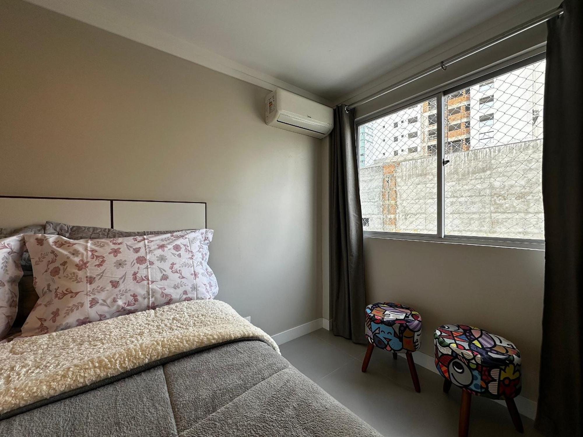 Sc01 - 1 Quarto| Centro| Reformado E Completo Apartamento